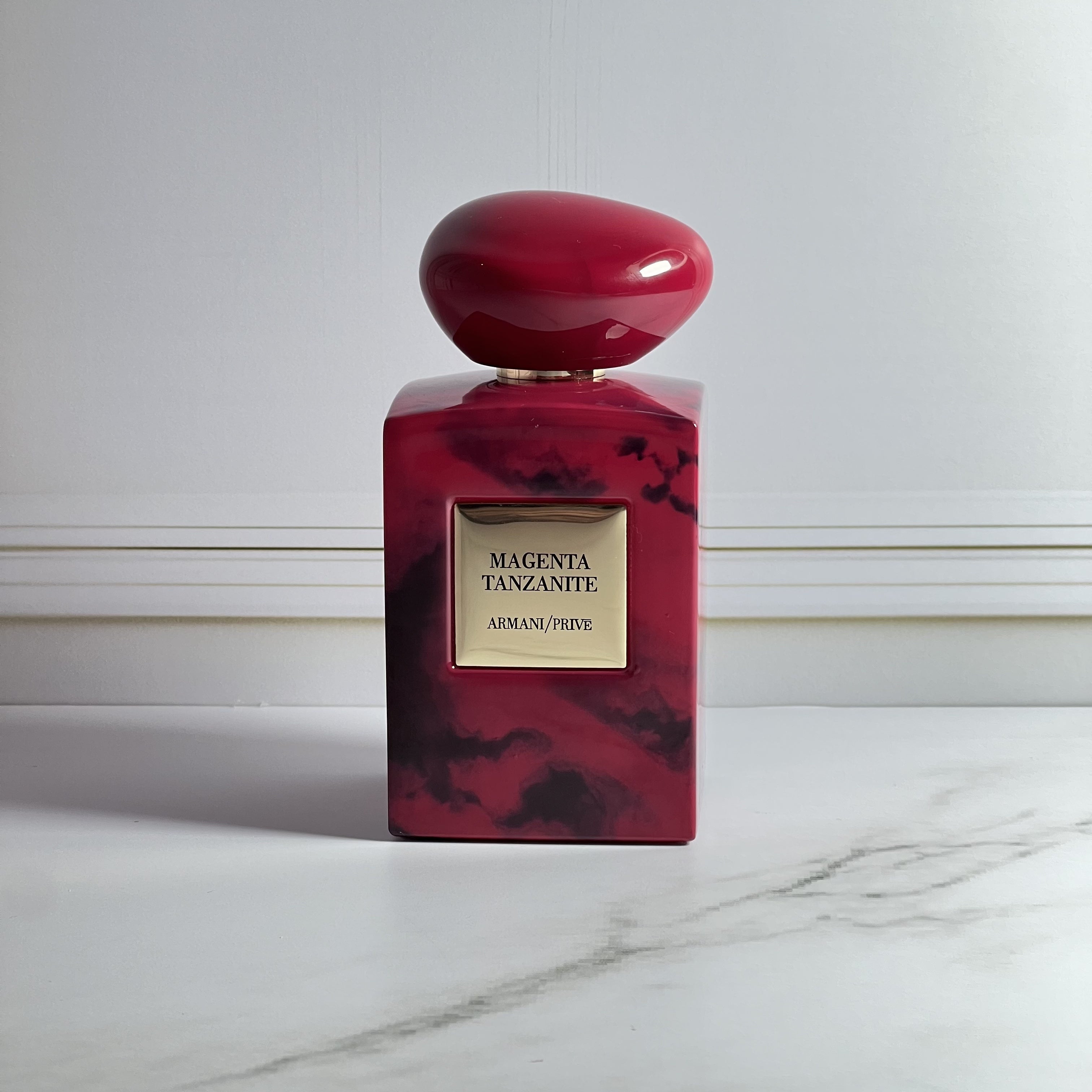 Armani/Privé Magenta Tanzanite