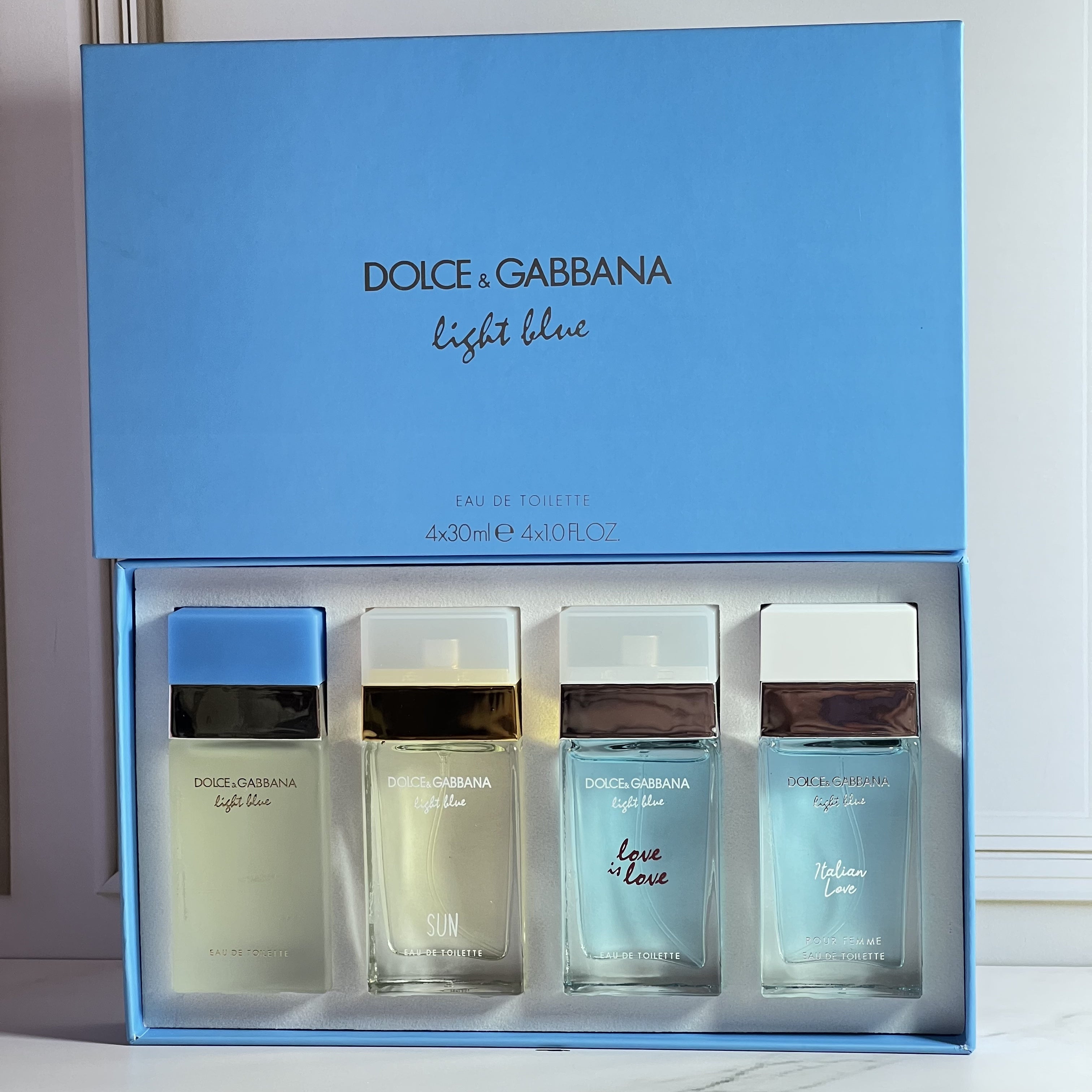 Dolce & Gabbana Light Blue